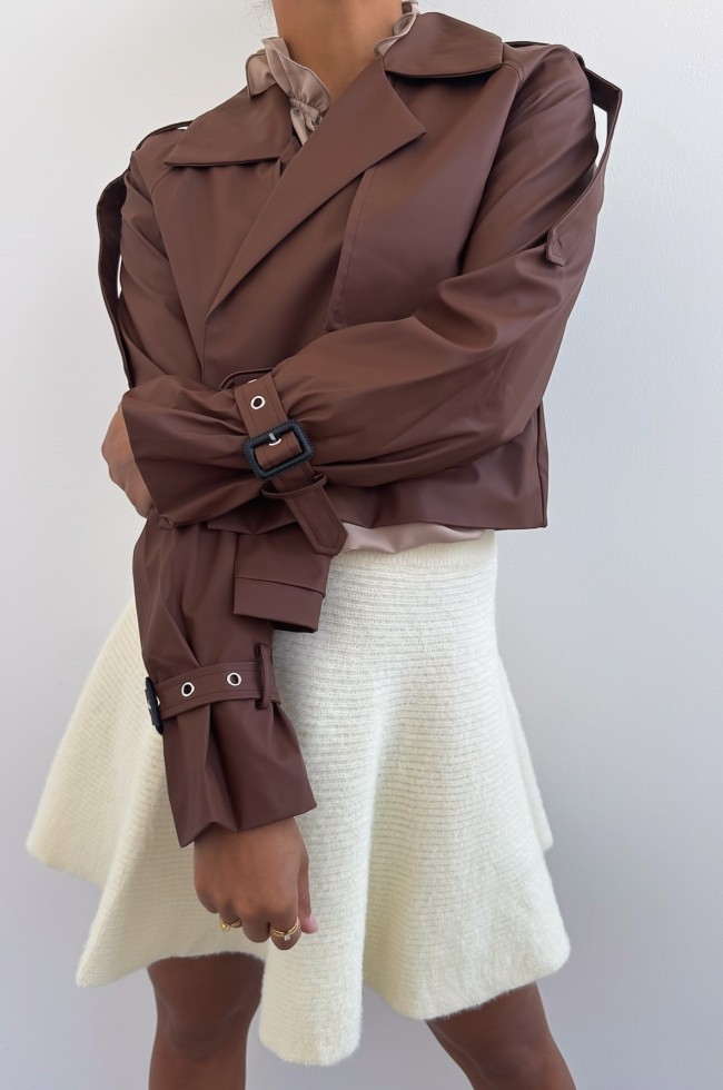 Crop trench Vicky