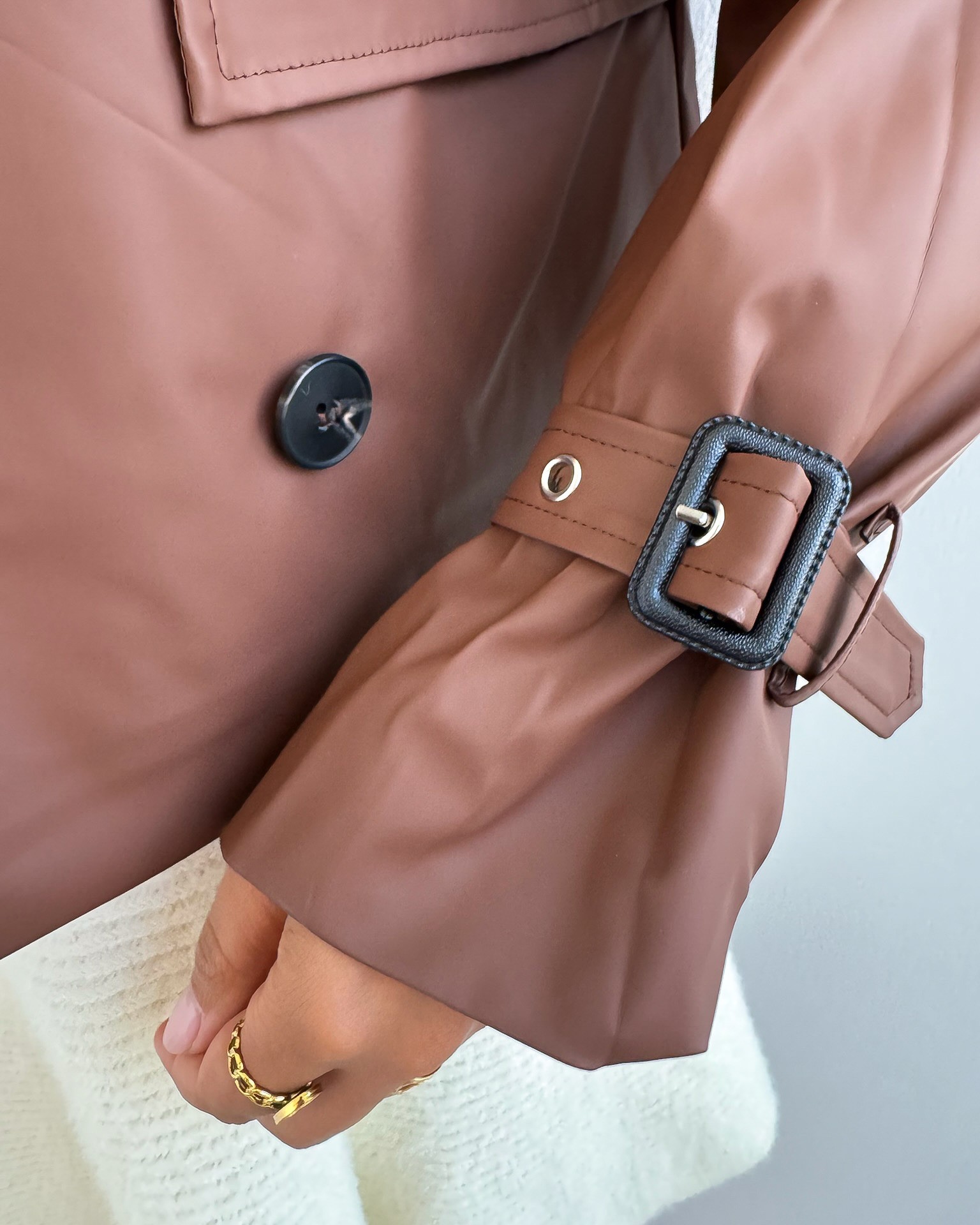 Crop trench Vicky